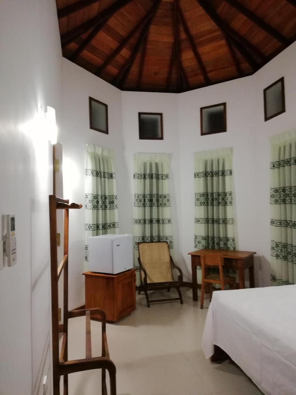 Bed and Breakfast Air Port 5 Minutes Super Clean Upul Негомбо Экстерьер фото